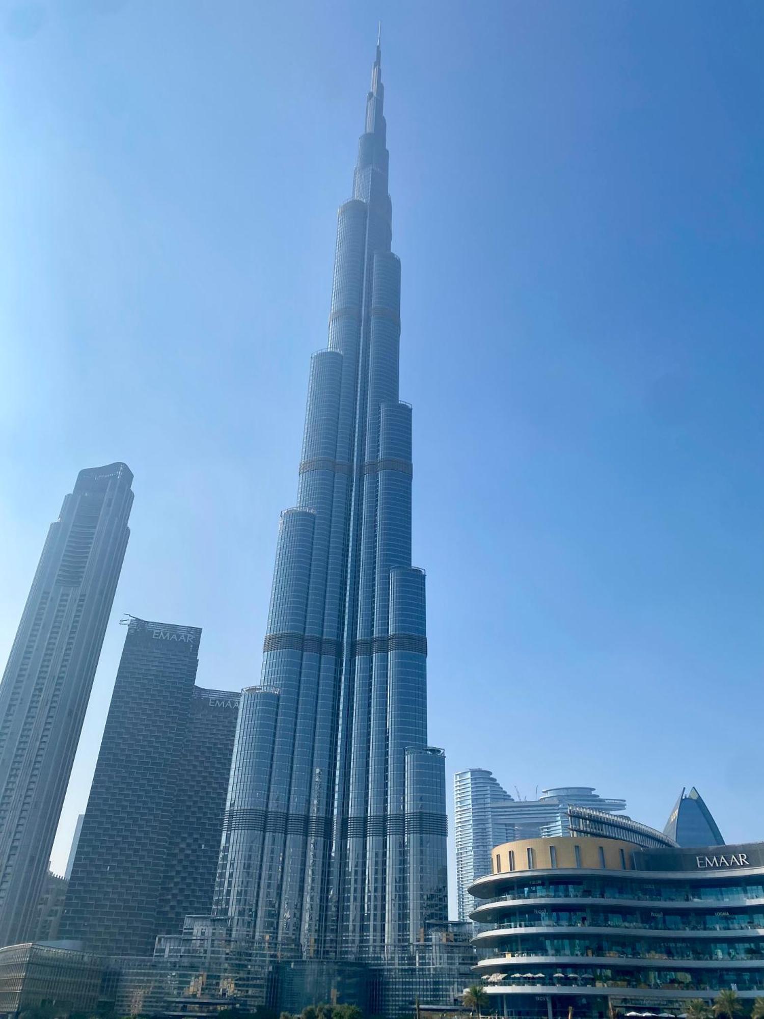 Standpoint Tower Apartment Opposite Burj Khalifa Дубай Екстериор снимка